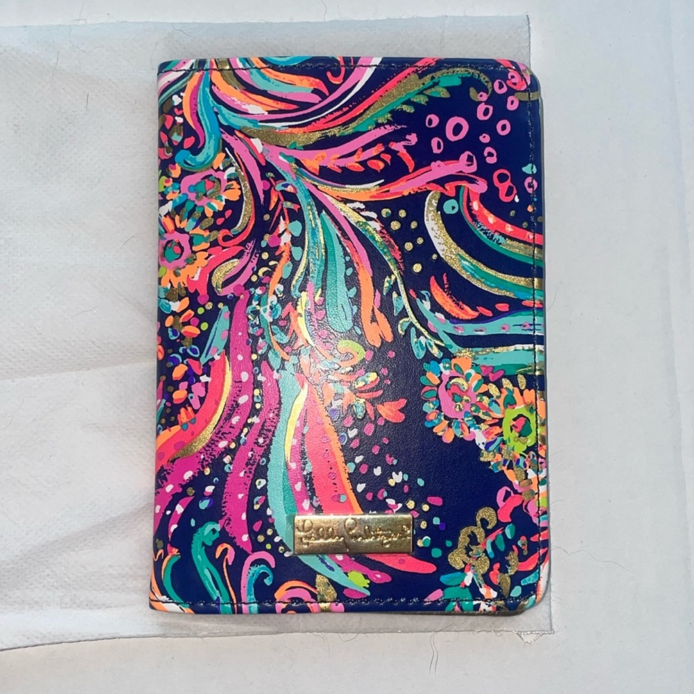 Lilly Pulitzer Passport Cover/Holder/Wallet